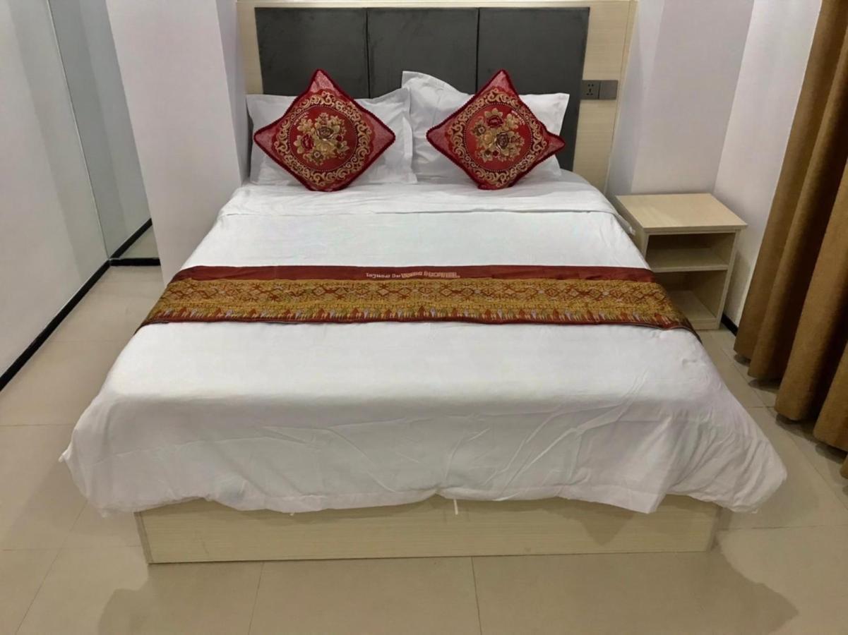 ויינטיאן 梦之南win酒店 Win Hotel Cafe & Spa מראה חיצוני תמונה